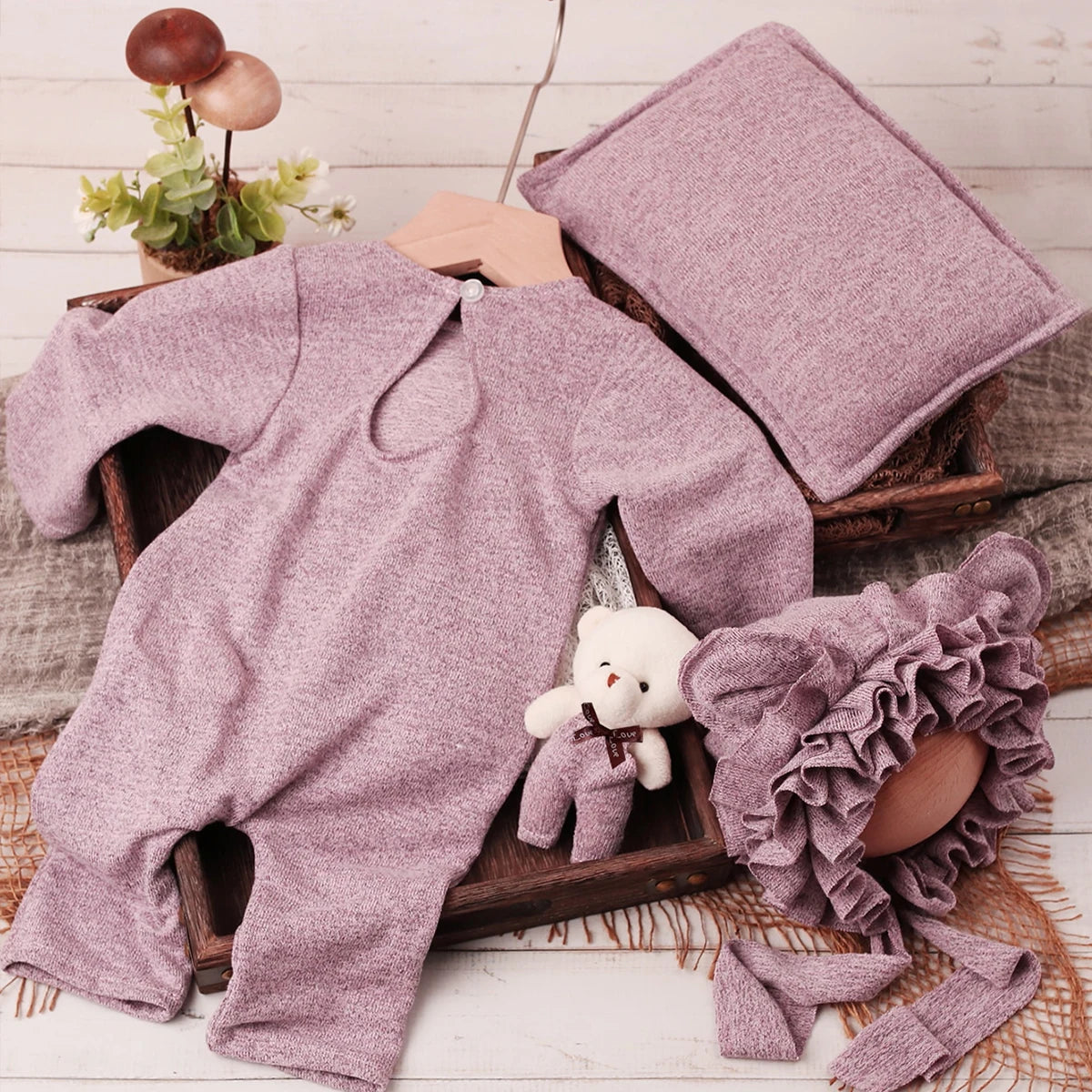 Newborn Photo Set "Romantic Bear" - Ruffle Hooded Cover and Matching Teddy Bear - Luxury Outfit for Newborn Photo Shoot - Mauve Color