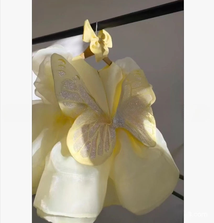 Vestido de Princesa "Hada Mágica" en diferentes colores Brillantes con Alas.